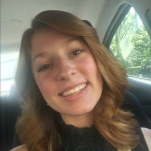 Meet your Posher, Alexandra